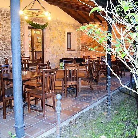 Hotel Ribera Del Chicu 3*