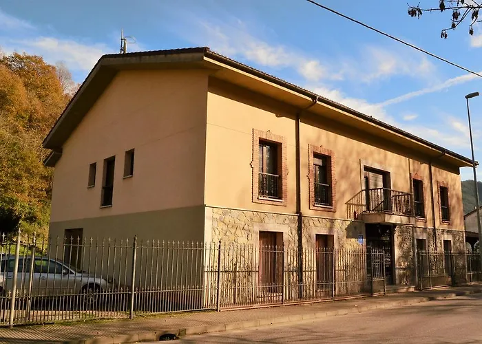 Hotel Ribera Del Chicu Les Arriondes